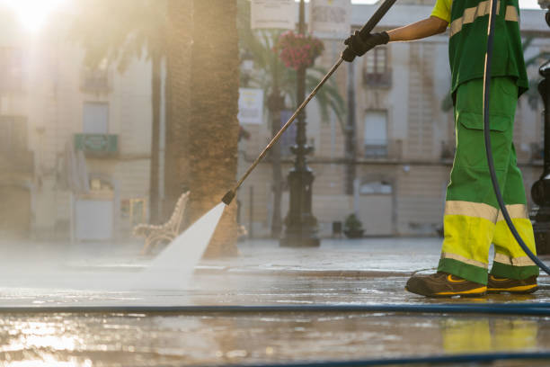 Best Gutter Cleaning and Brightening in Milwaukee, WI